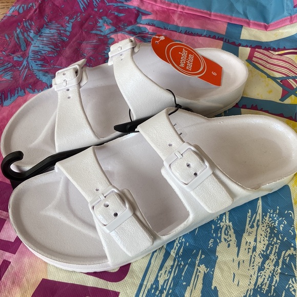 *NEW* White Rubber 2 Strap Summer Sandals 7.5-8-8.5 / 38.5 EU - Picture 4 of 16